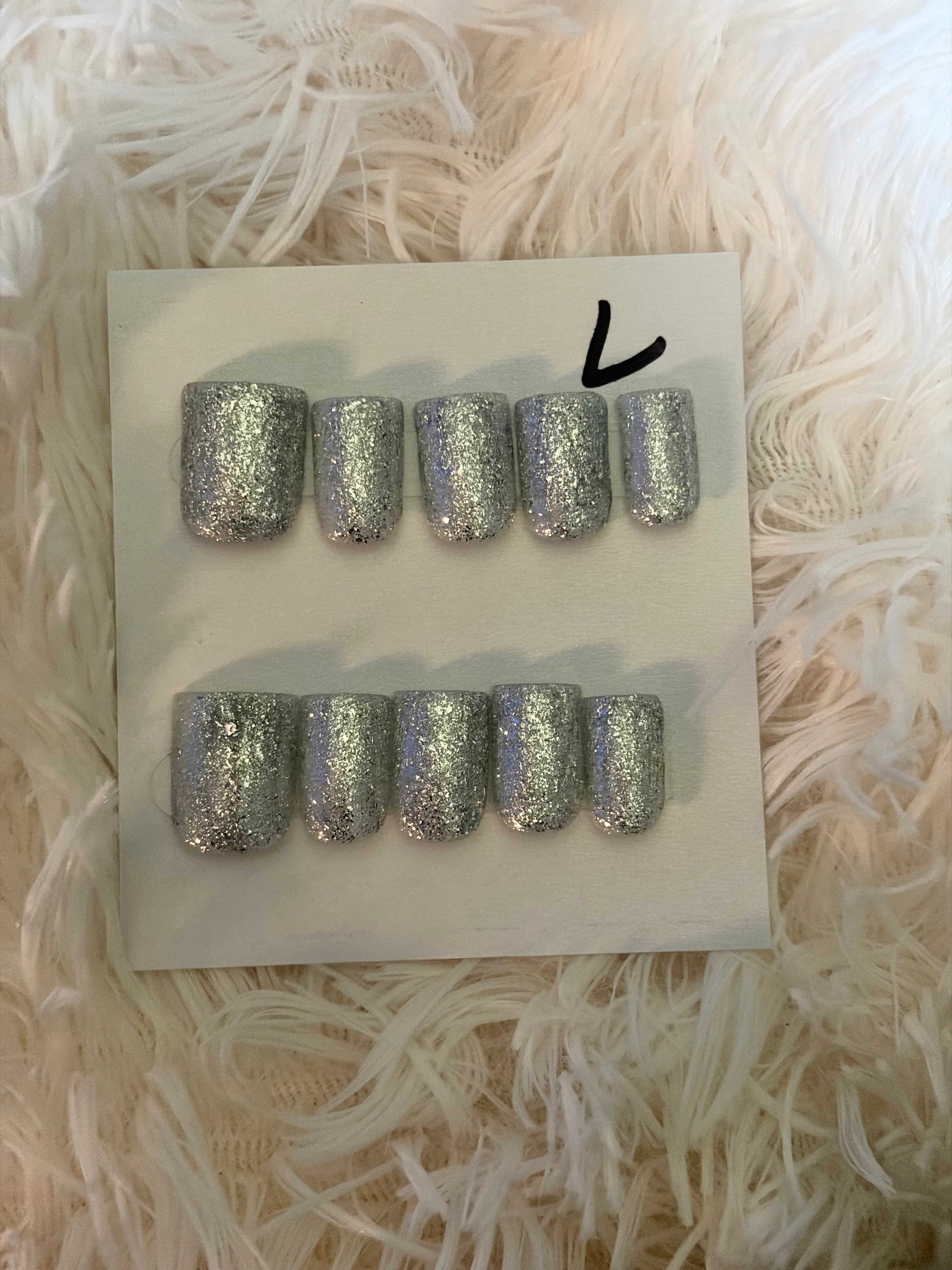 Silver Sparkle-$15